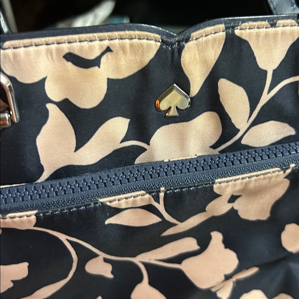 Kate‎ Spade Navy and Cream Floral Shoulder Bag - Picture 3 of 5
